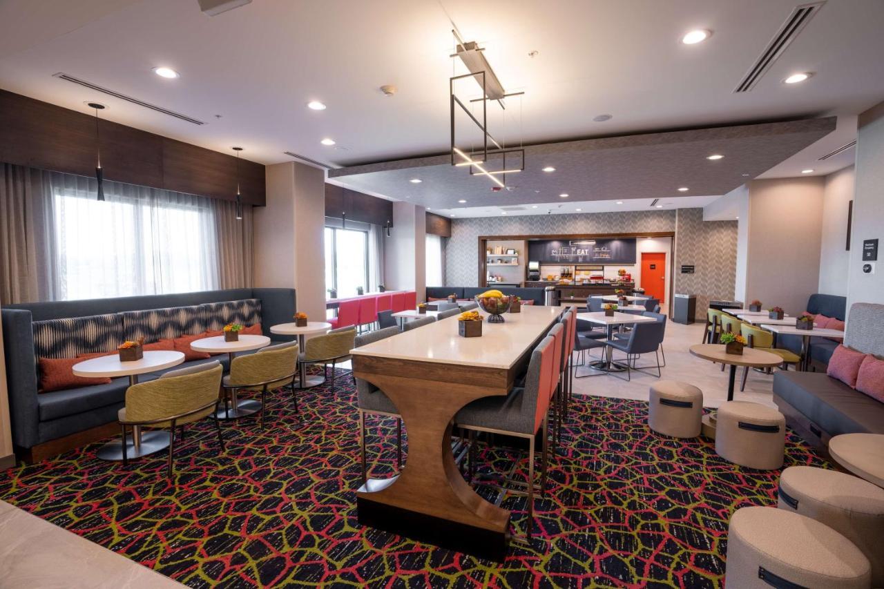 Hampton Inn By Hilton Huntley Chicago Esterno foto