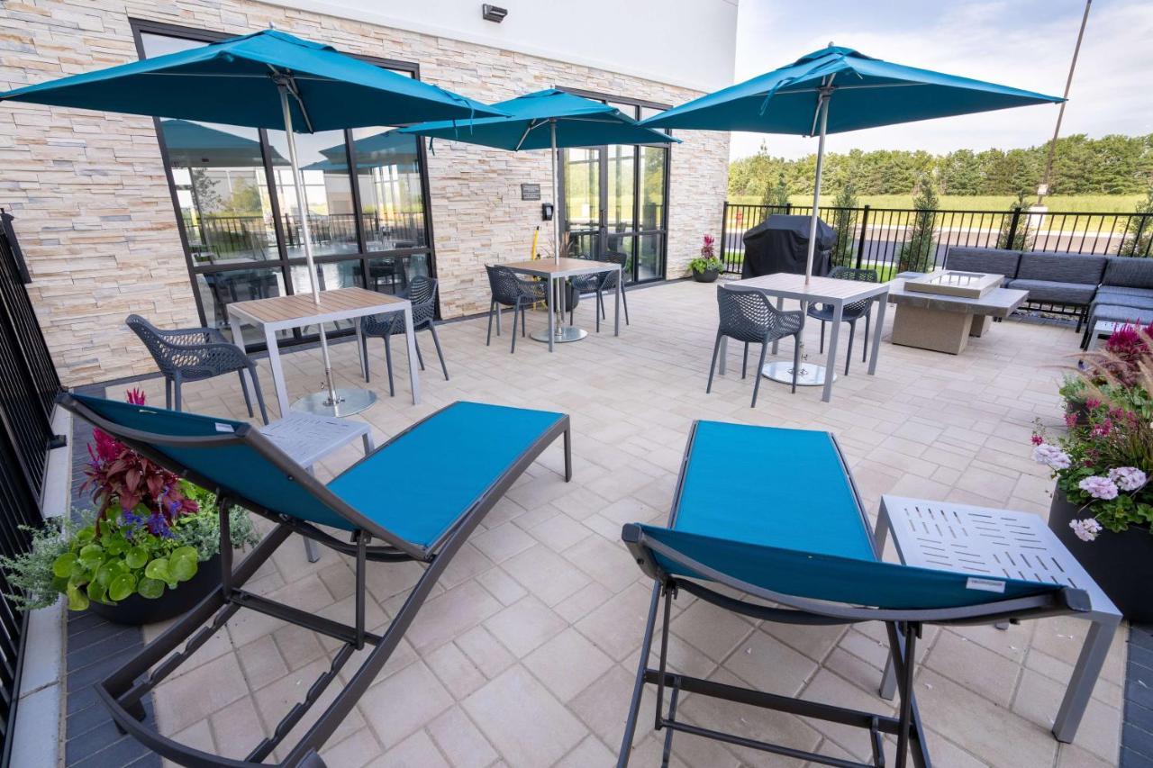 Hampton Inn By Hilton Huntley Chicago Esterno foto