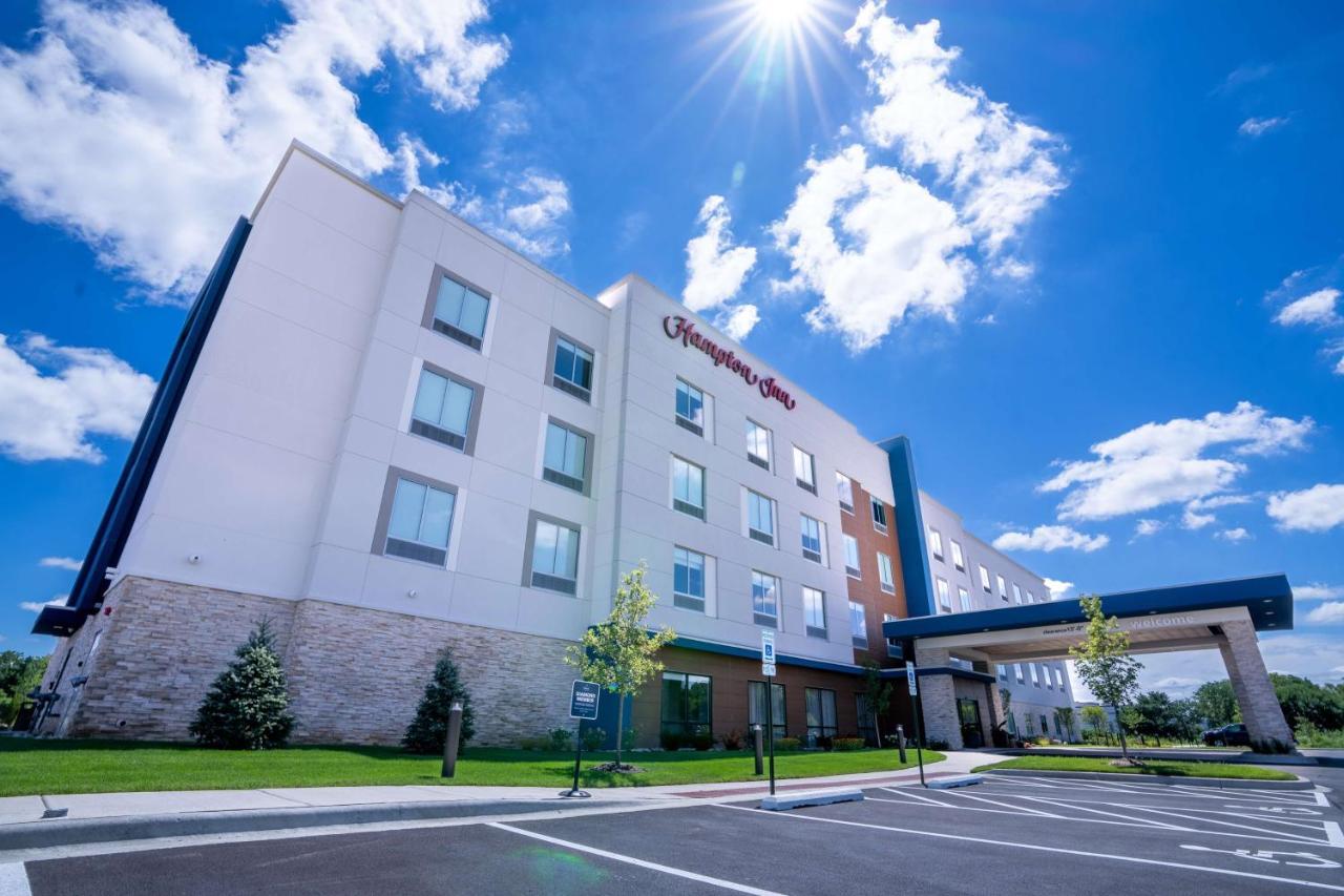 Hampton Inn By Hilton Huntley Chicago Esterno foto
