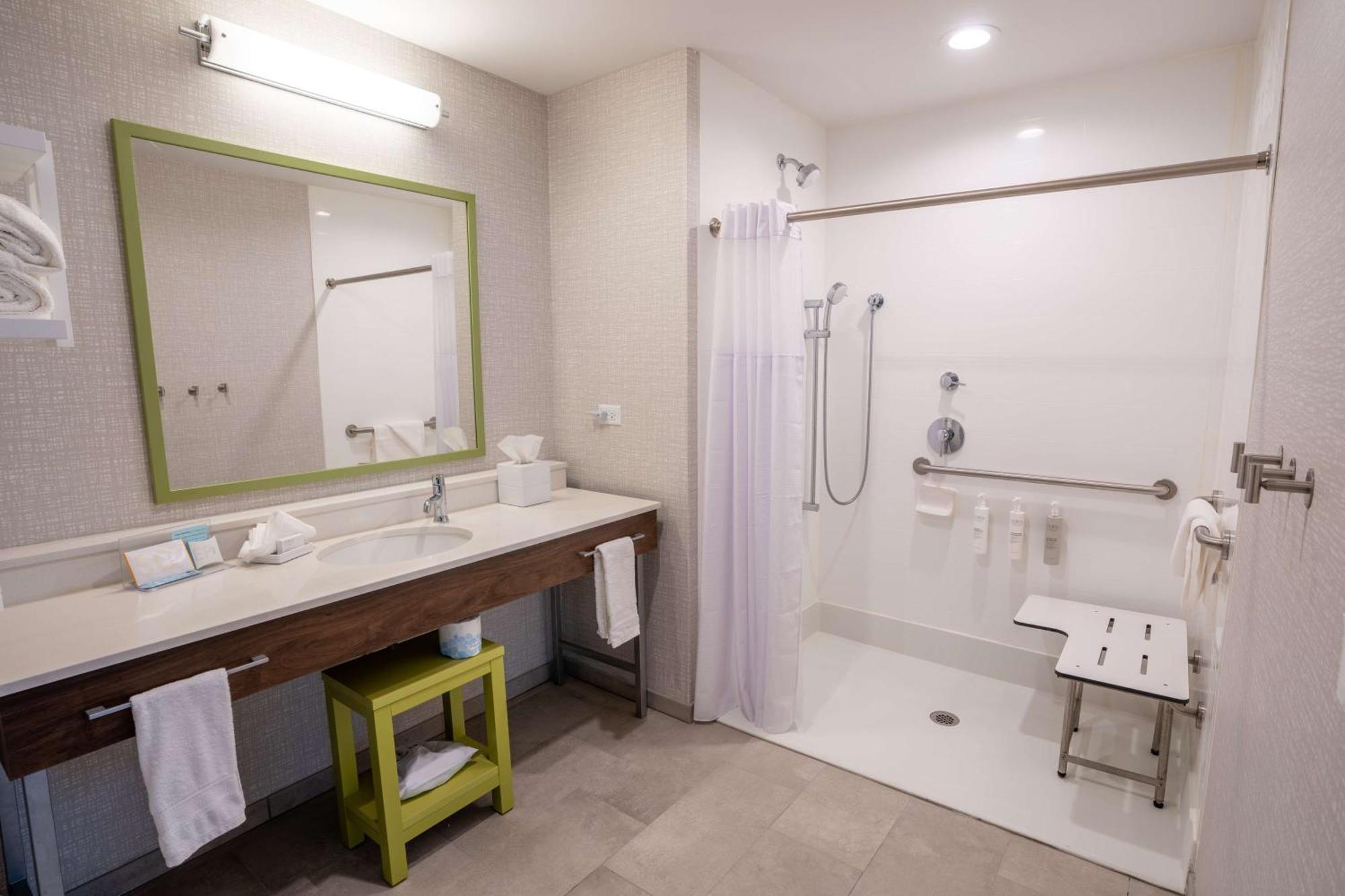 Hampton Inn By Hilton Huntley Chicago Esterno foto