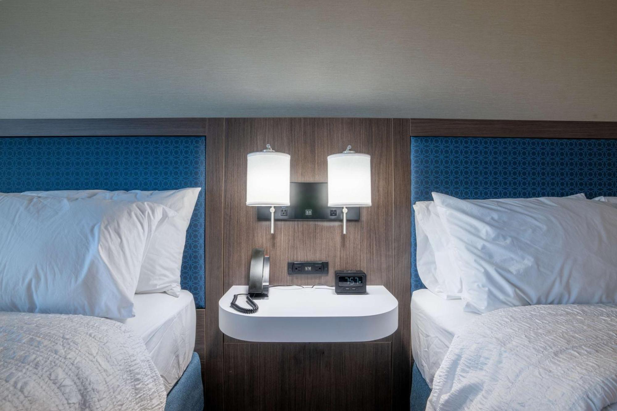 Hampton Inn By Hilton Huntley Chicago Esterno foto